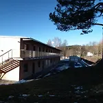 Lipanek Daire *