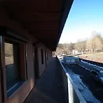 Lipanek Daire